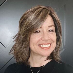 New Belle Tress Park Avenue  in Coolest Ash Brown R